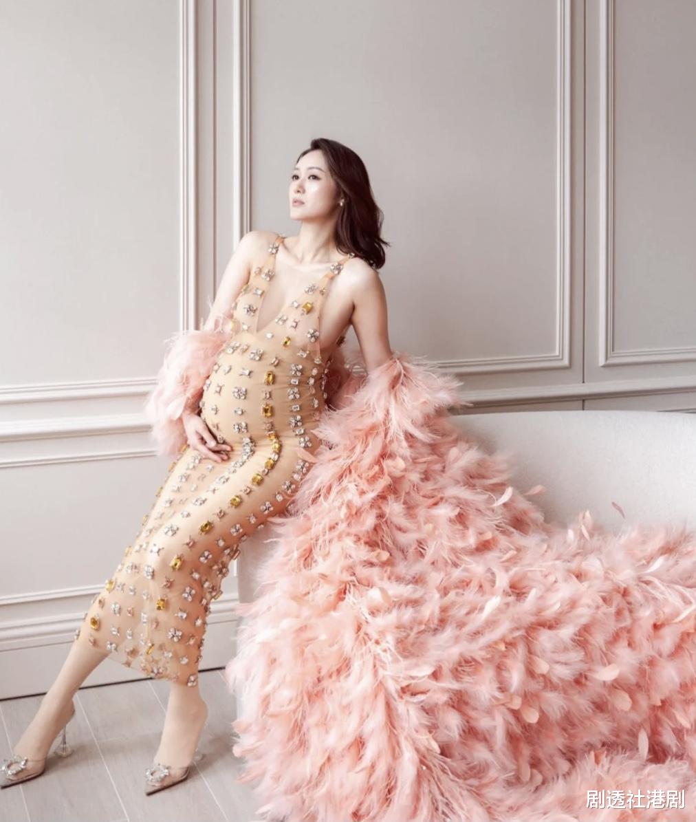 TVB女星晒孕期写真!怀二胎肚大如球状态佳,胎儿性别引关注