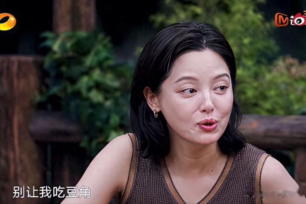 明星无滤镜后大变样!张柏芝脸蜡黄,朱一龙和华晨宇就像换了个人