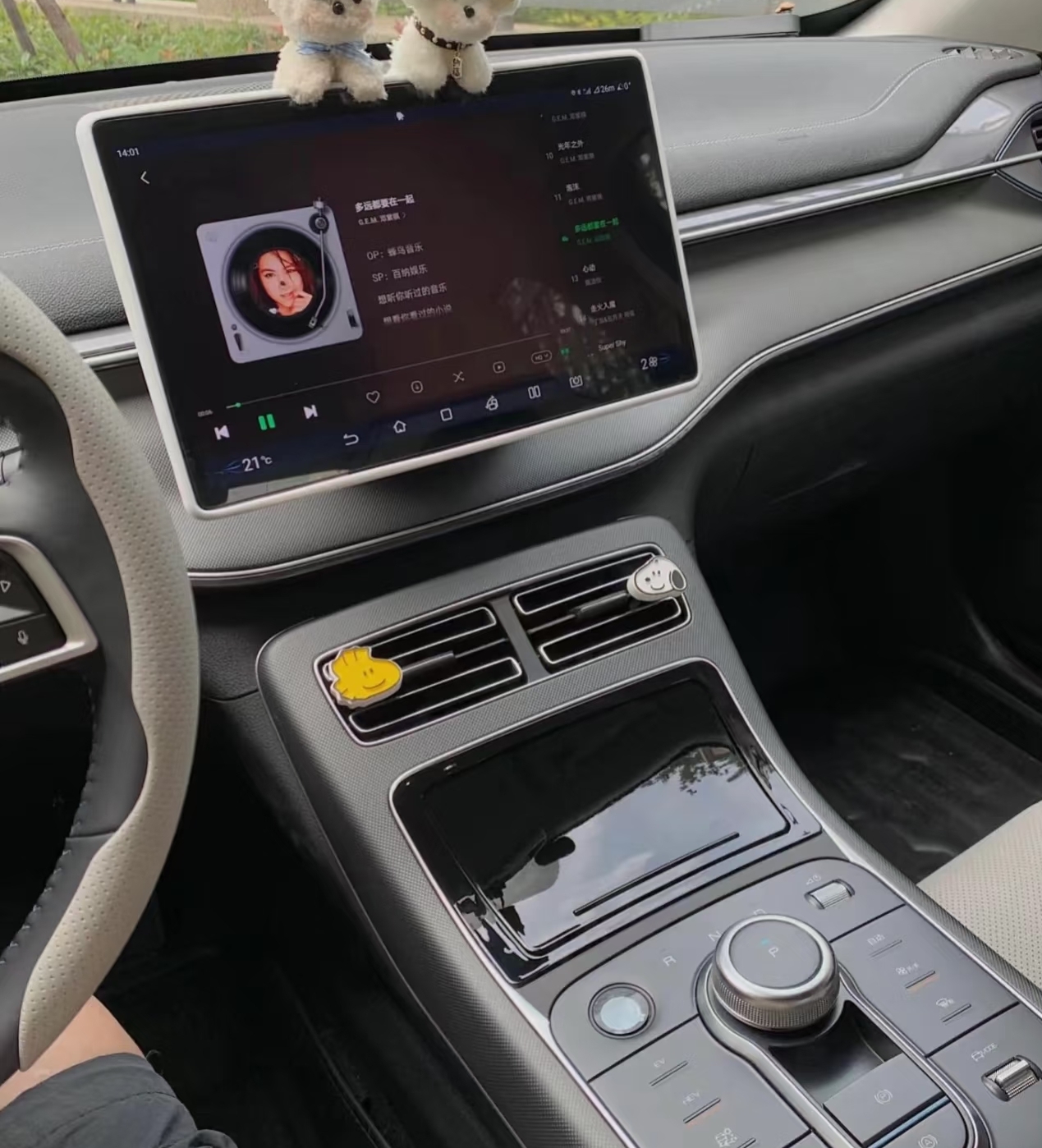 轻点电门就窜出去?试完比亚迪海豹,我才理解什么叫开车会上瘾…