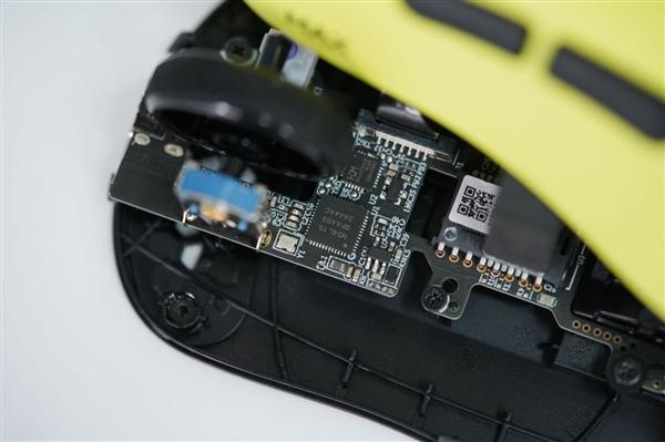 2万帧率中小手!雷柏VT3S Max鼠标图赏