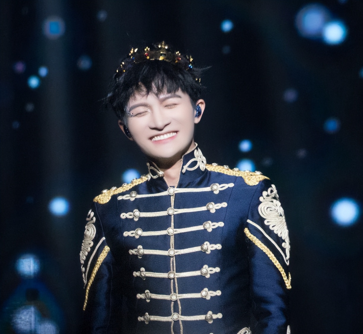 那英真没说错!央视接连点名仅4天,周深再次令所有人刮目相看