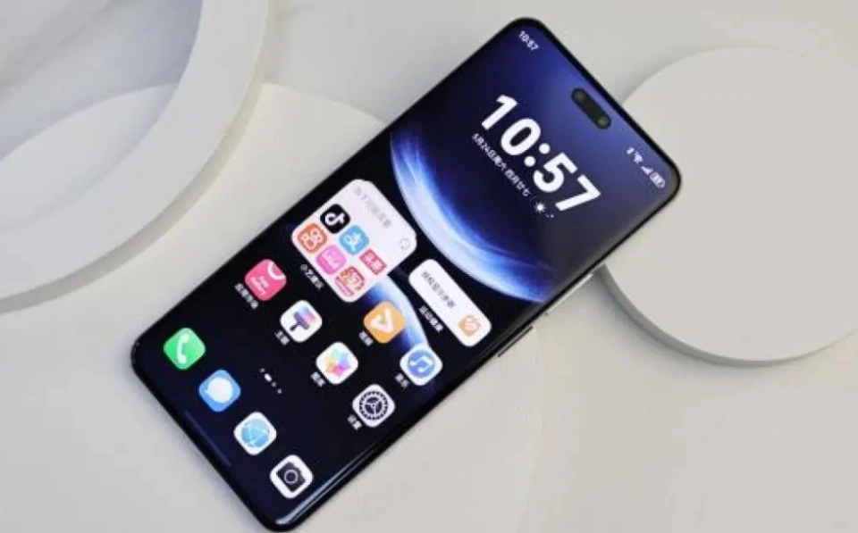 華為新機打響“價格戰”，從3499元跌至2899元，國補售價更親民了