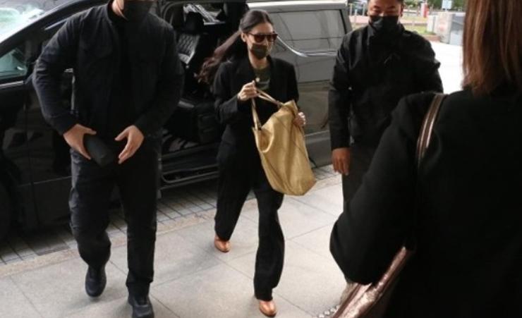 张柏芝遭前经纪人伪造合同，骗千万片酬，还被威胁不听话就抹黑你