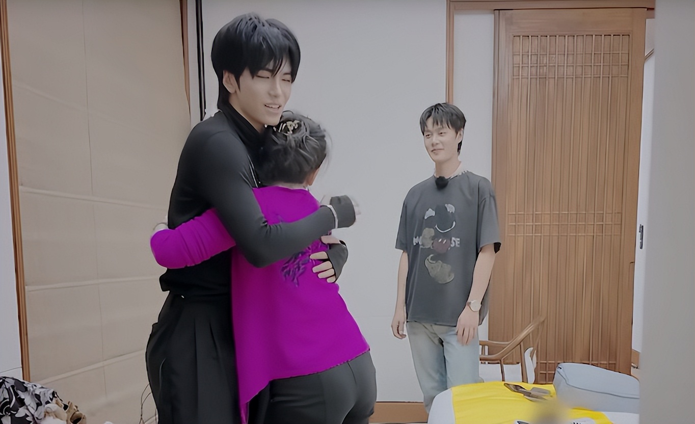 综艺毁人？被低估的何赛飞，给了多少“跨界演员”一记耳光