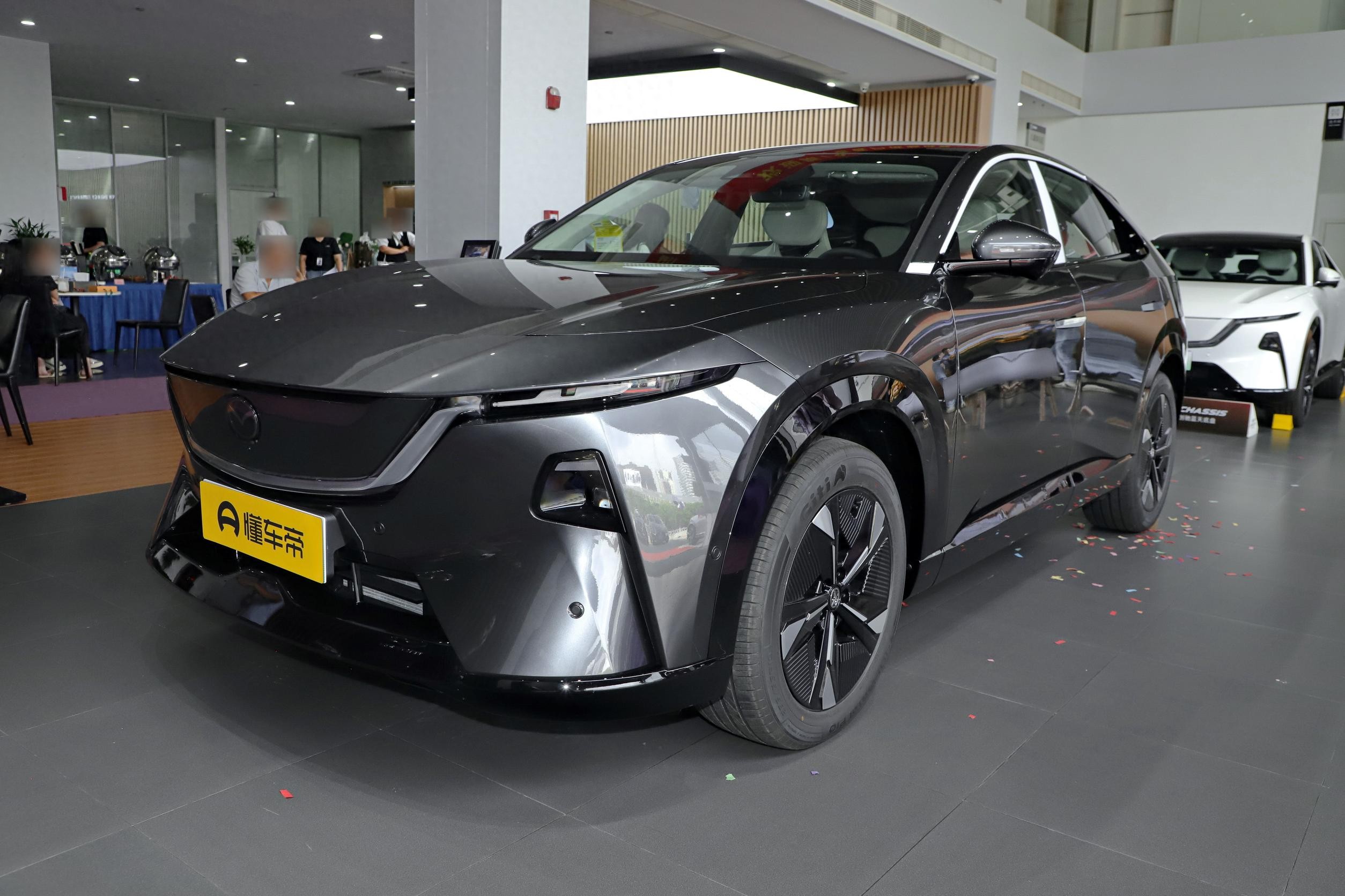 试驾长安马自达EZ-60:12万起售,操控不输传统燃油车