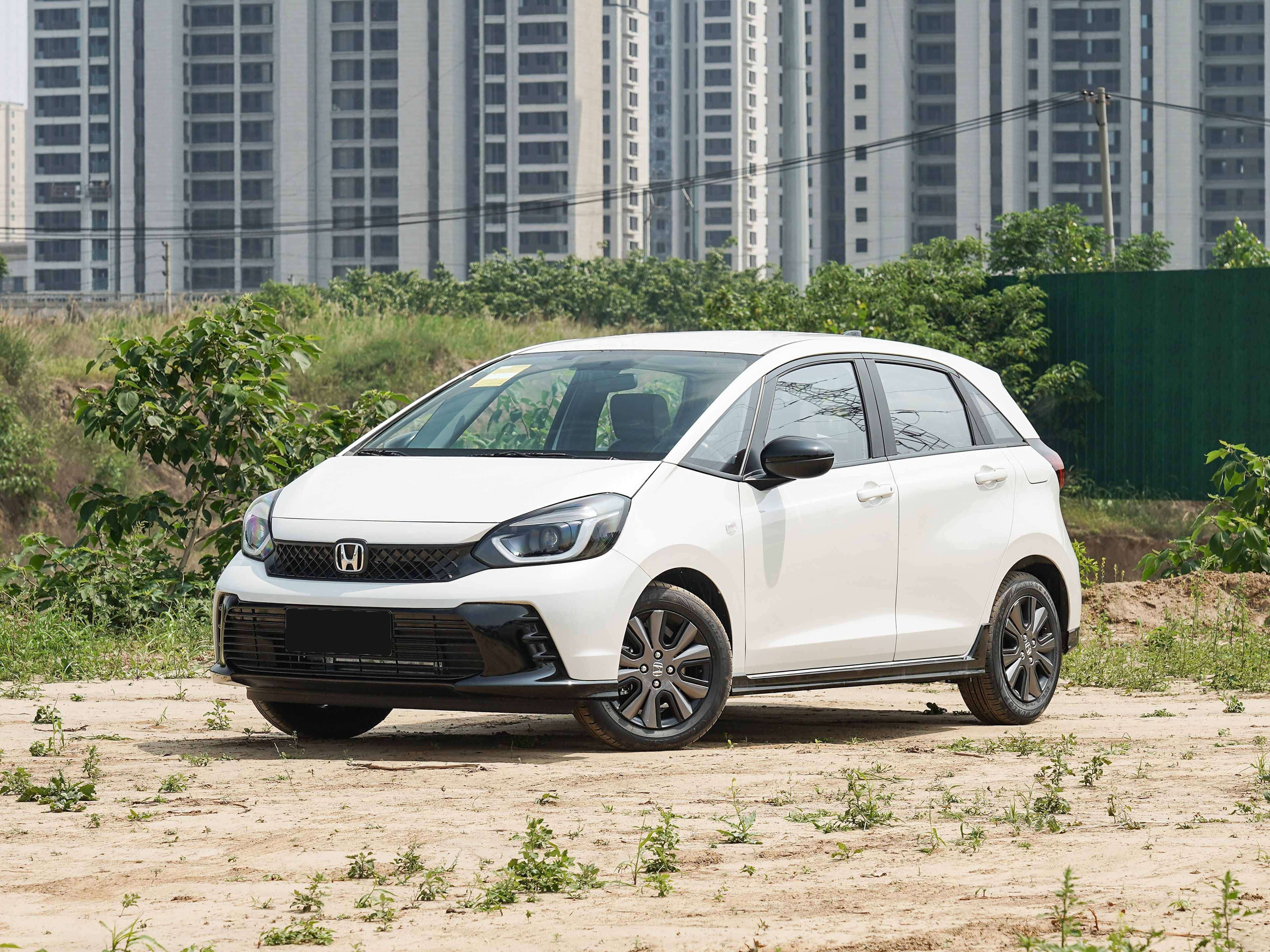 讲个笑话：本田飞度10月份只卖掉了3台，1.5L+CVT还值10万块吗？