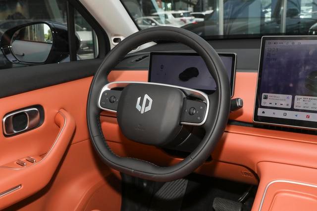 13万级家用车，要颜值有颜值，要实力有实力，香！