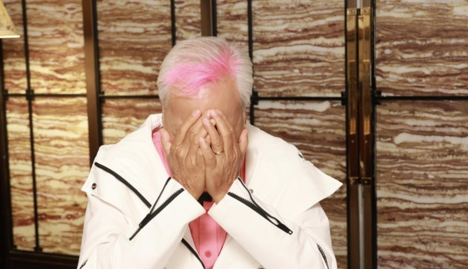 75岁港星自曝被分手掩面哭泣，称不知女友已婚，拒向对方丈夫道歉