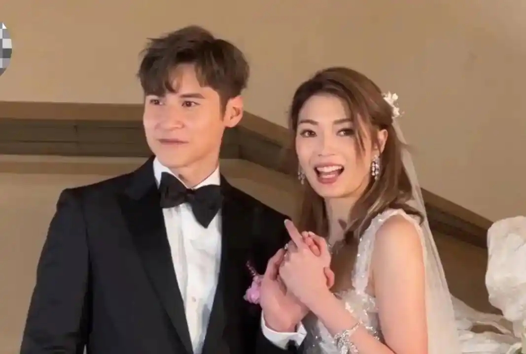 16岁已是人间尤物！4年换20个男人，找到老实人接盘后收心做人妻