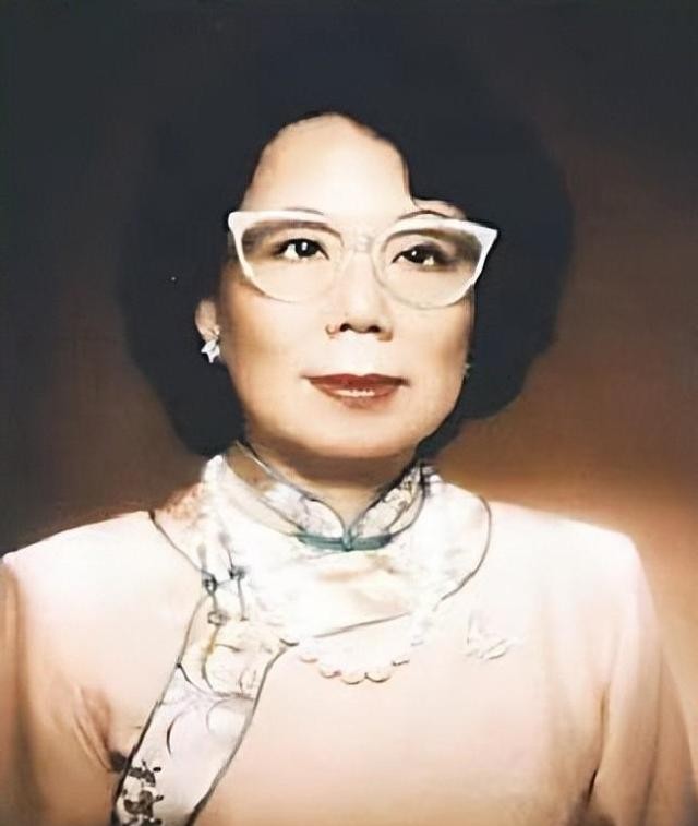 36年过去了，庄月明的死，依旧是李泽楷的心头刺，咽不下也拔不出