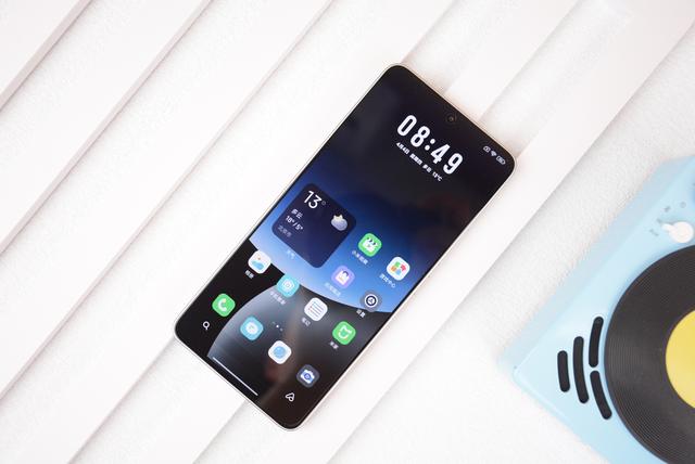 不要高利润了?骁龙8sGen3+耐摔直屏+轻薄机身+90W,现跌至1283元