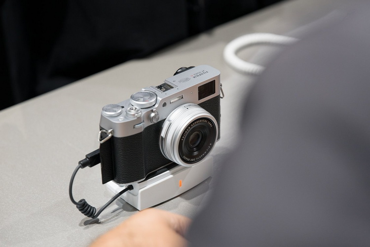 富士：目標是成為市場第三，過去12月最成功機器是X-E5