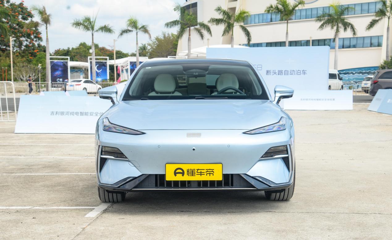2025款银河E8正式上市！