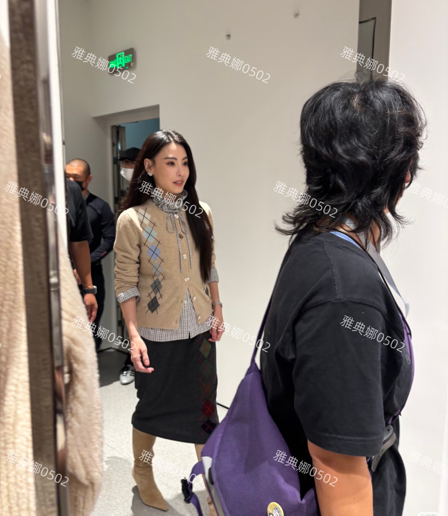 张柏芝的美貌居然是继承了聋哑爷爷的基因,爷爷年轻时是个大帅哥