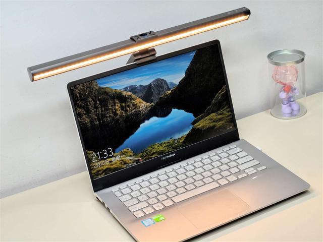 用电脑时如何缓解视疲劳？书客SKR1屏幕挂灯 ，不眩光守护视力