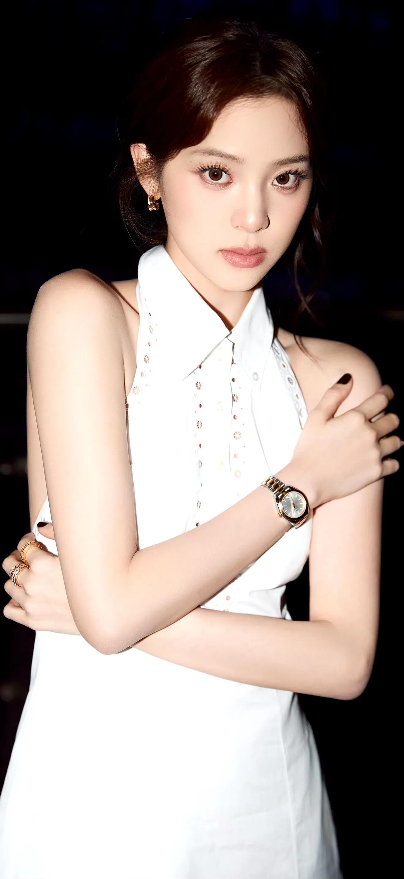 欧阳娜娜,衣品一直独树一帜,走自己的路线,很有特色