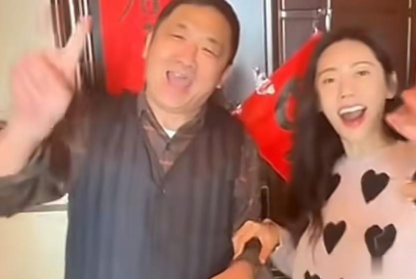 于晓光也没想到，远嫁中国8年的秋瓷炫，竟走上了另一条上坡路