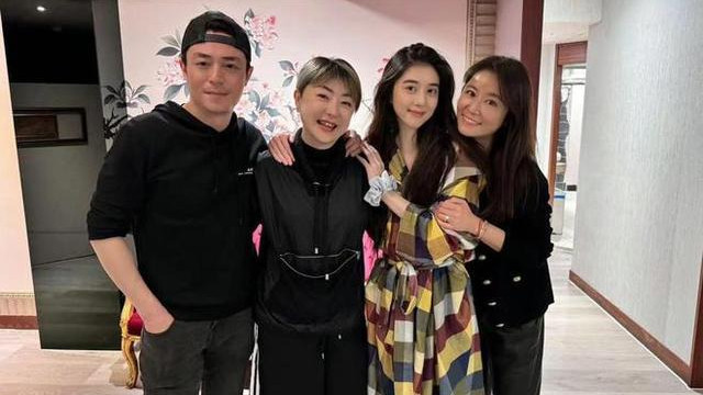 再现白眼狼！曝新加坡女星辱华，录音曝光：中国人太蠢，钱好赚！