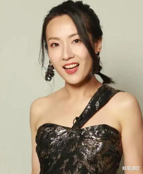 前TVB女星在东莞做服务员日入180元