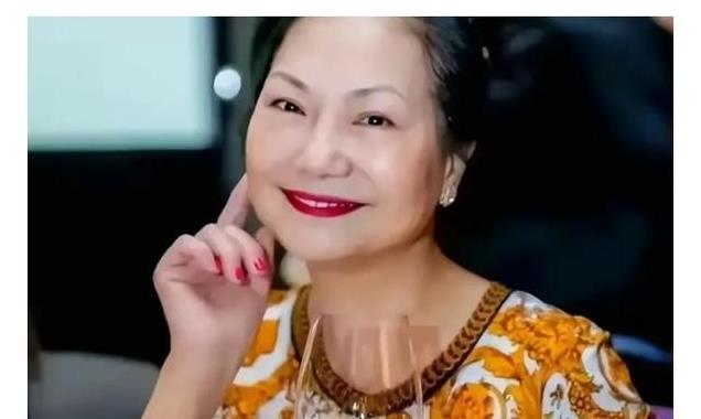 S妈白忙活了一场！她发文说的“骗子”到底指谁？网友给出了答案