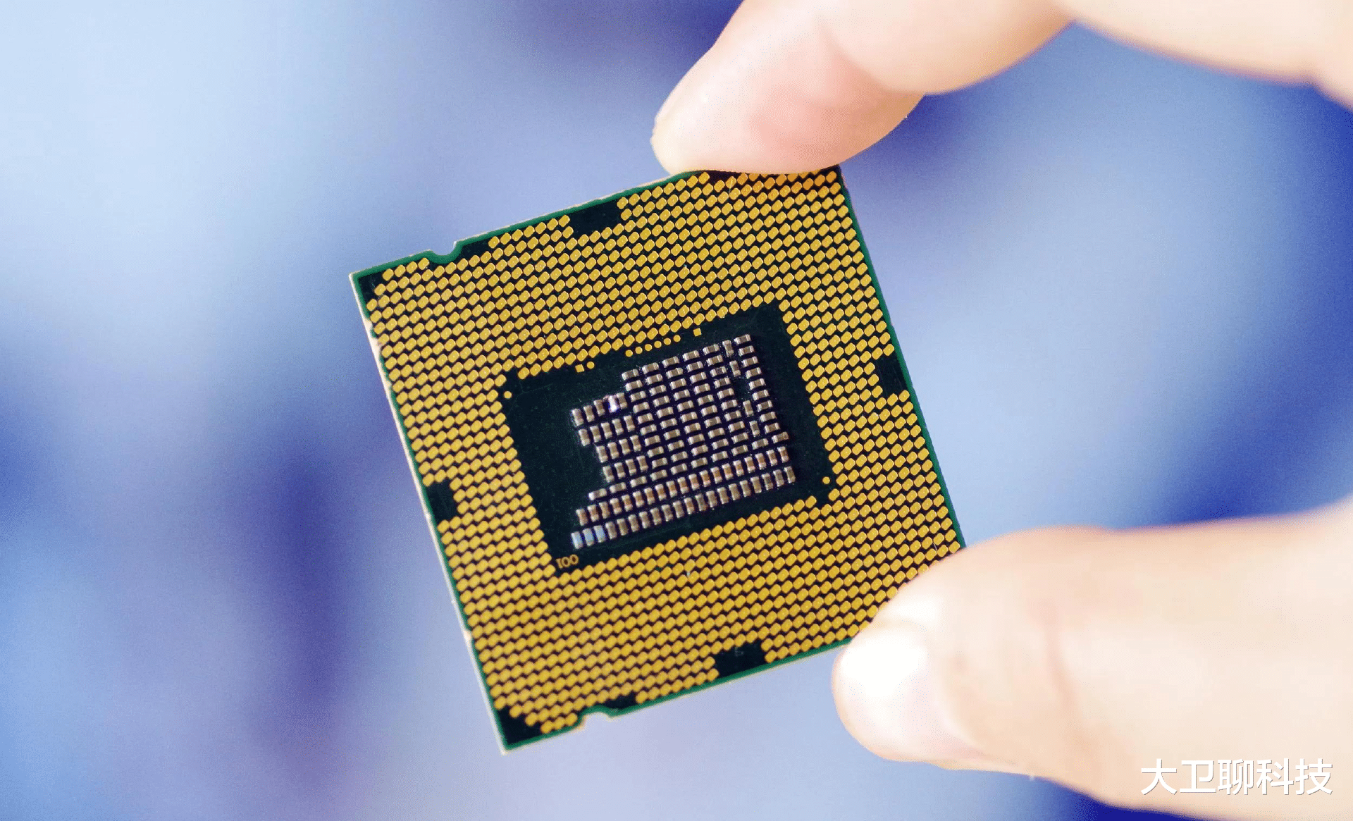 谁投资谁免税?特朗普集结美国AI“复仇者联盟”,盖茨、库克都在内