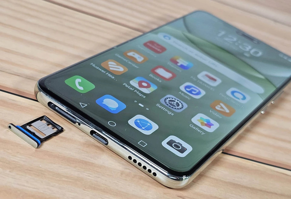 华为开启“清仓模式”,从3999元降至2379元,512GB售价更亲民了