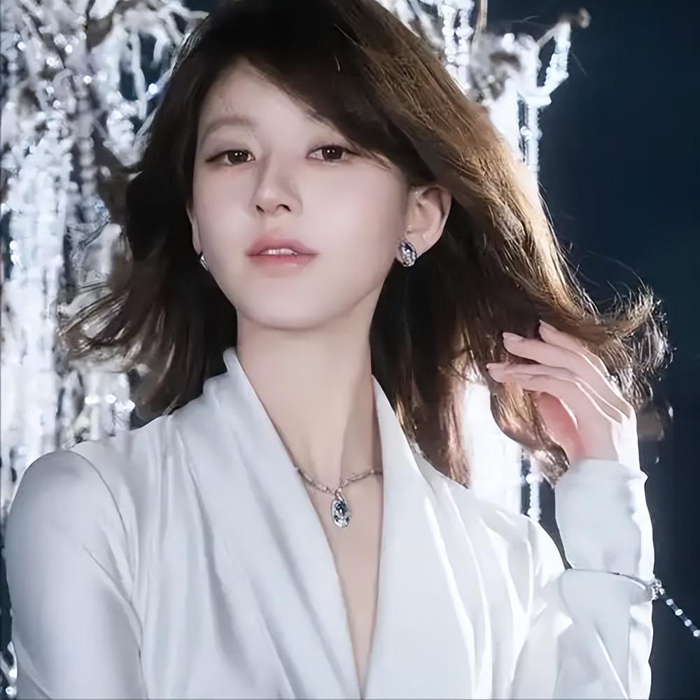 变脸太快?赵露思凭《许我耀眼》刚收获好口碑,一个举动又露馅了