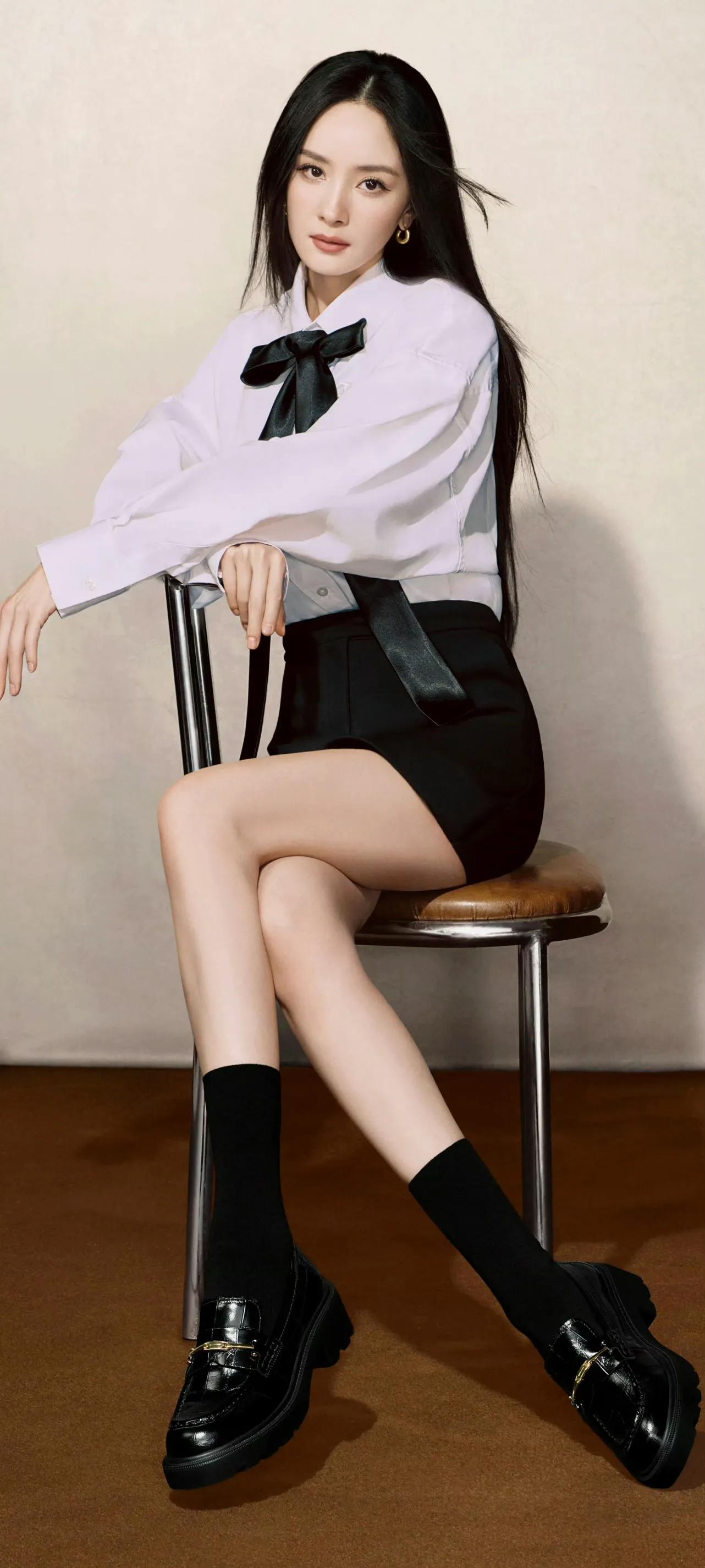 杨幂 居家睡衣 裸足 写真壁纸