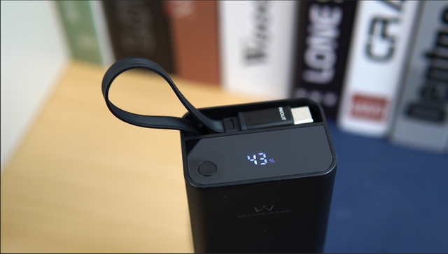 能上飛機的iWALK拉拉寶MAX：大容量快充，為出行電量保駕護航