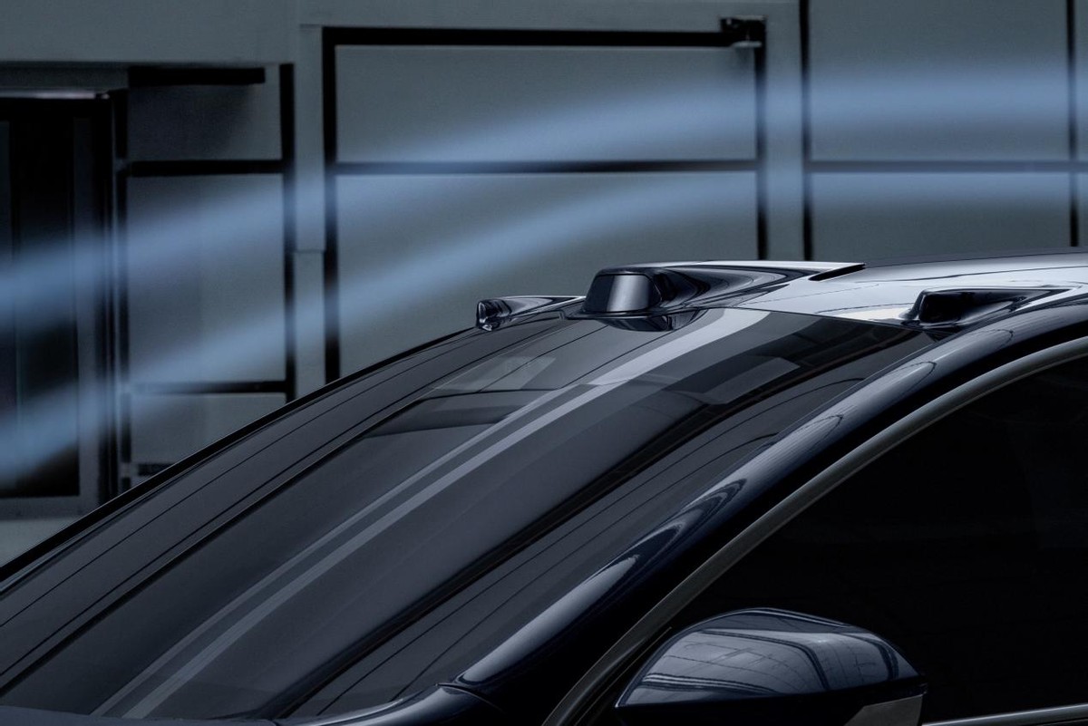 买车不妨再等等,这些百万级配置,正被国产车“打”到20万级