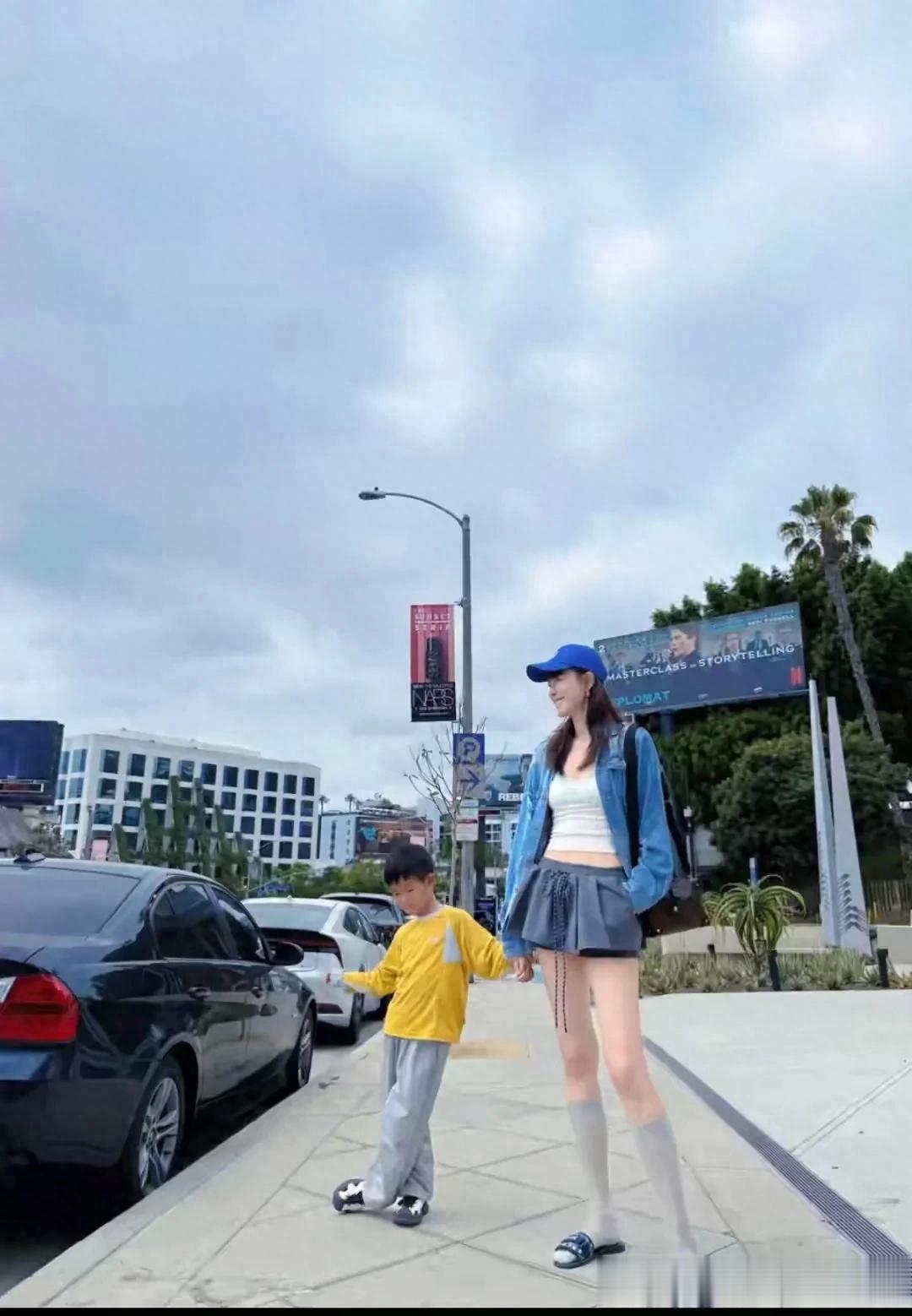 李艾居然身高180,这腿也太长了吧!