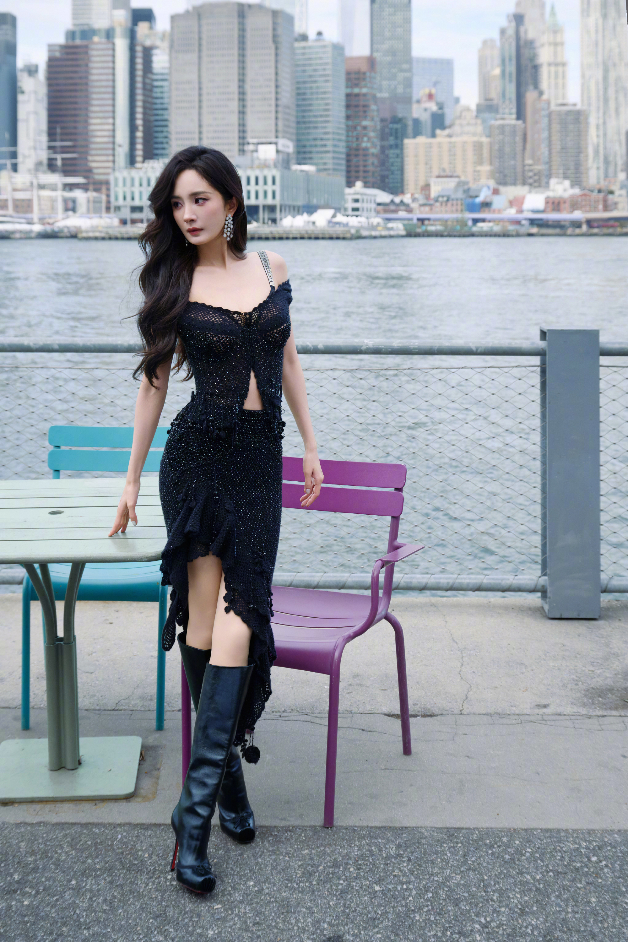 杨幂维密秀天使降临，身材真好