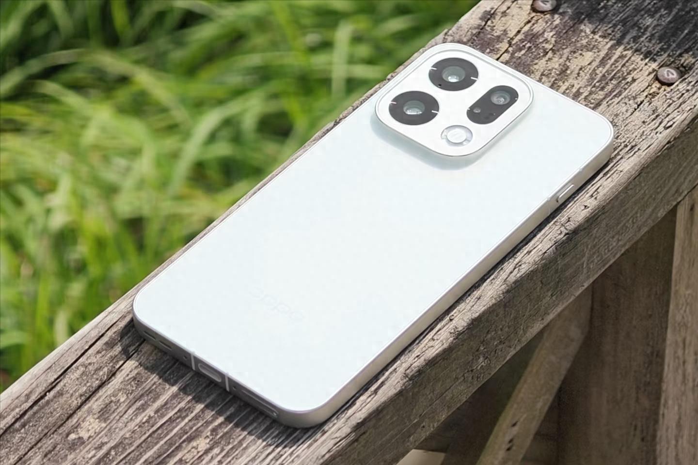 OPPO“用力過(guò)猛”！極窄直屏+天璣9500+120倍變焦+7025mAh