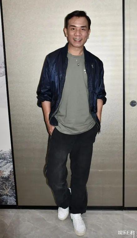 歌手李国祥病逝于广州，年轻时令女伴堕胎，晚年公开出柜中途转基