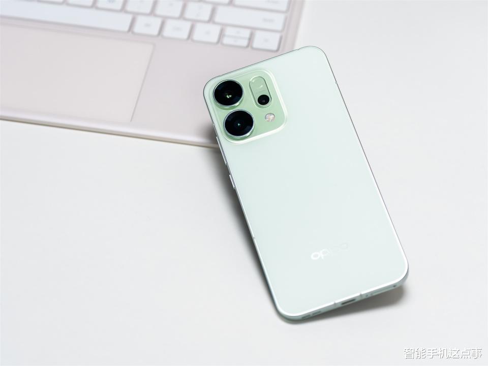 國產手機格局生變：OPPO、vivo、小米穩居前三，榮耀爆款或成黑馬