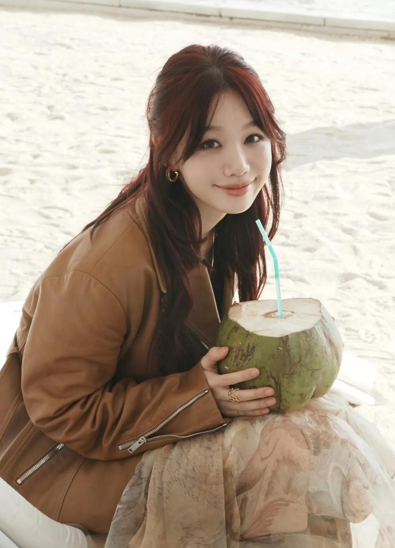 徐梦洁海边写真