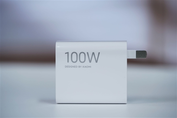 妙享背屏秒變游戲掌機！小米17 Pro圖賞