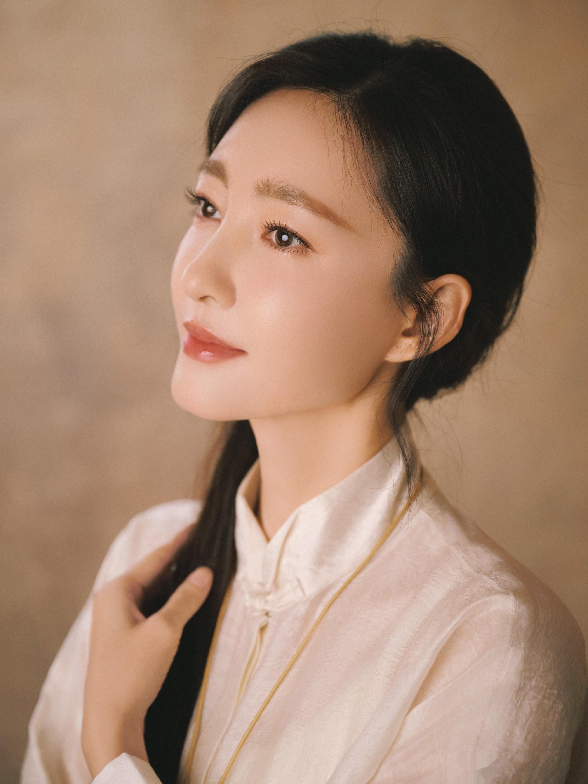 王丽坤月色透过你眼眸