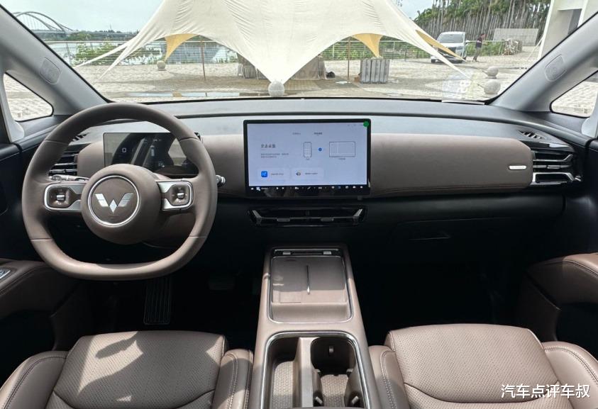 宜家宜商，不容错过的刚需7座车，五菱星光730解析