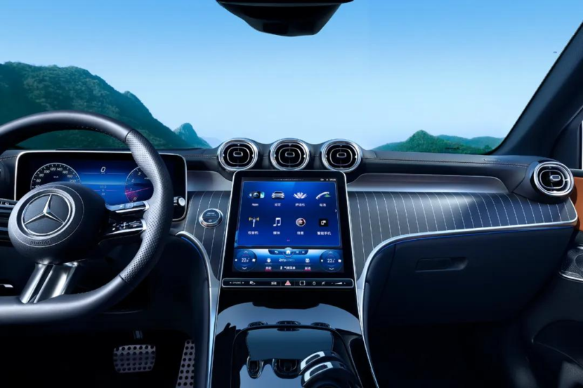 ?奔驰终于“放大招”!从47.93万降到38.33万,还要啥奥迪Q5L?