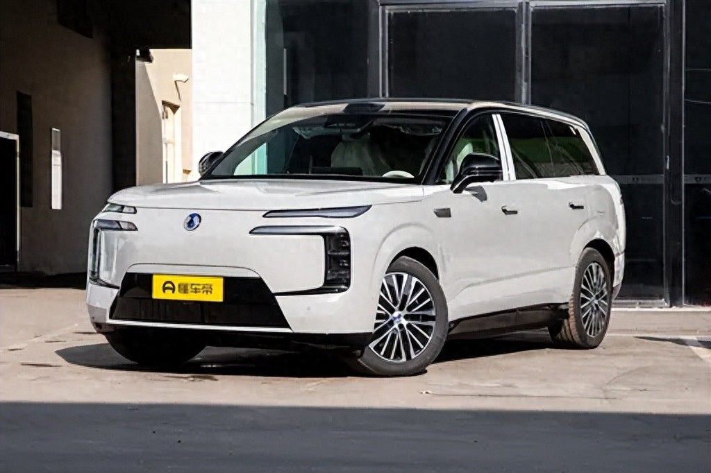 全系6座、2.0T插混加持,比亚迪这款车明显冲销量去的