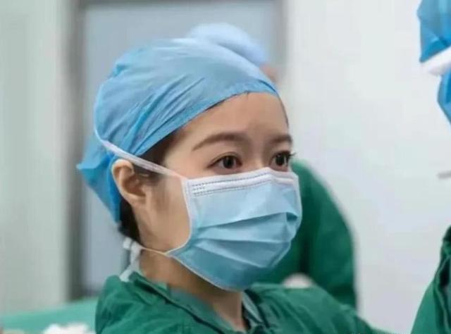 肖飞事件再爆新料！疑似小四前任身份被曝光，网友：意料之中！