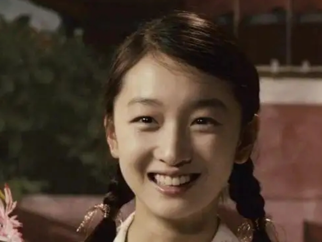 卸妆后 真人卤蛋忍了 、萧亚轩鞋拔子脸忍了、眼角开到后脑勺没忍住