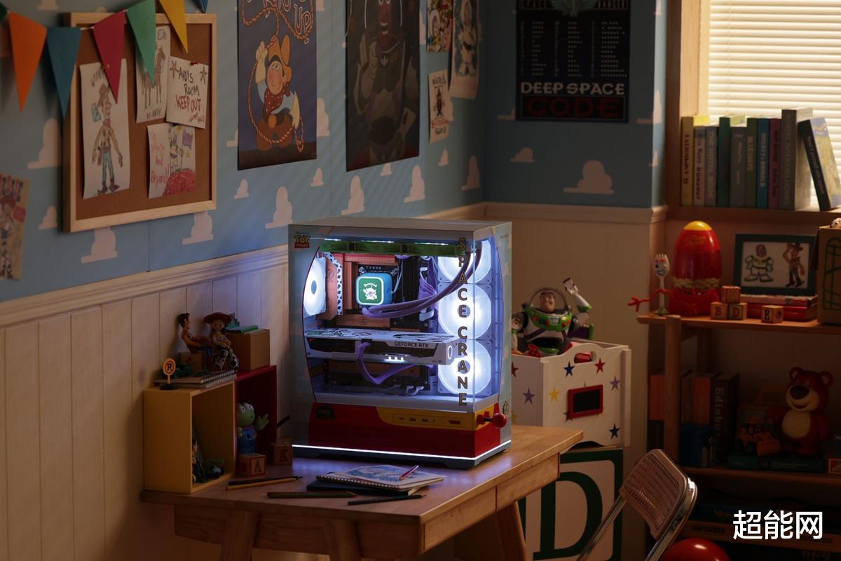 点亮《玩具总动员》30周年,微星推出迪士尼授权限量联名款主机