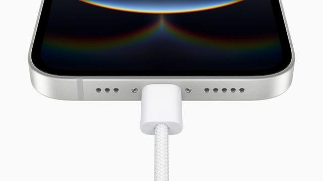 苹果“无端口iPhone”梦碎欧盟,法案强制要求保留USB-C接口