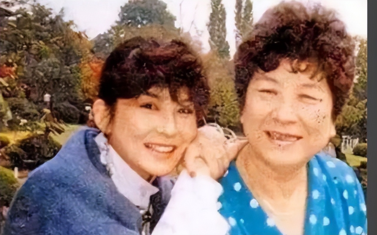 曾和王菲齐名,却被亲生母亲毁掉一生,如今67岁晚年凄凉终身未婚