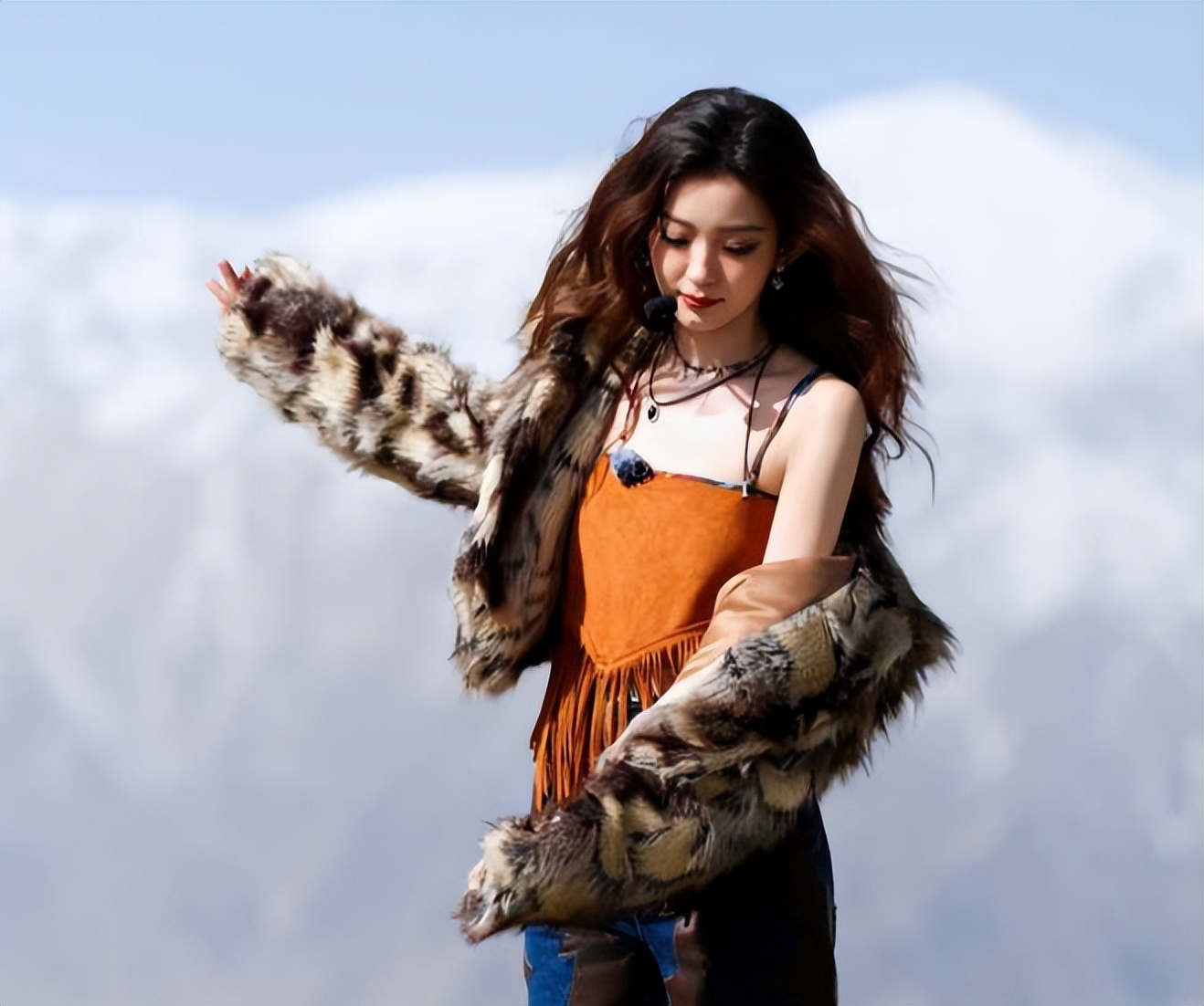 《浪姐6》罗予彤被“三连击”，如果不被情感左右，她会被力捧