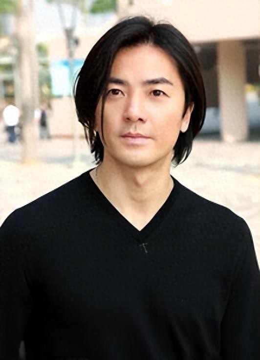 没想到,高市早苗涉华言论没完,58岁郑伊健因一个举动口碑暴涨