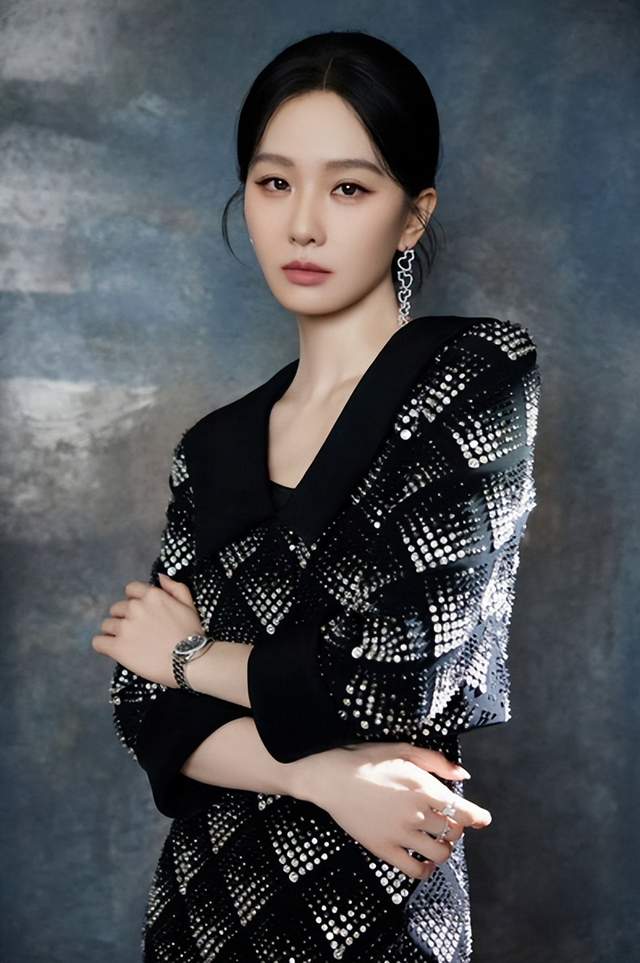 刘诗诗携新剧造型温婉大气