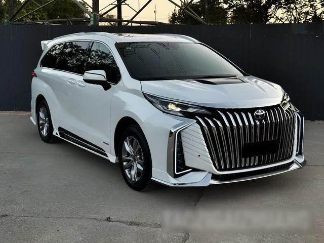 中国有钱人“装穷”的6款车，说才30万都没人信，低调中彰显档次